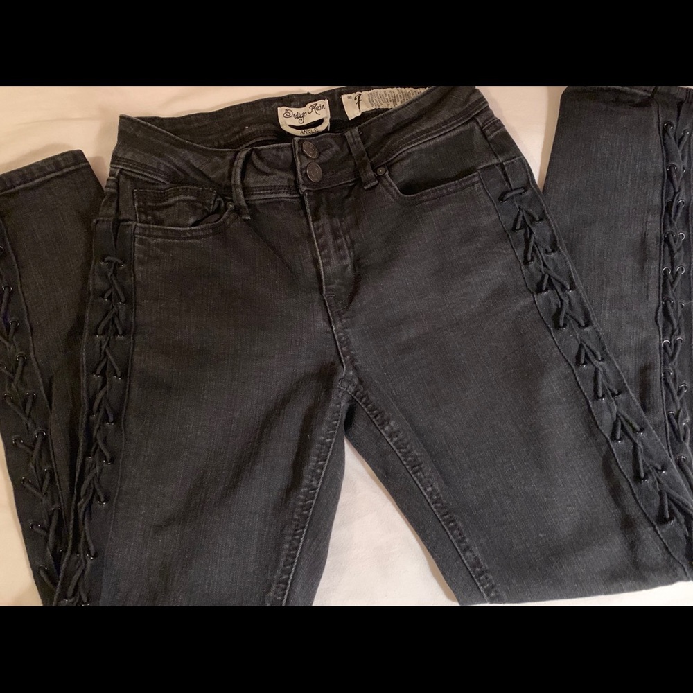 Braided Black Ankle Jeans Size 7